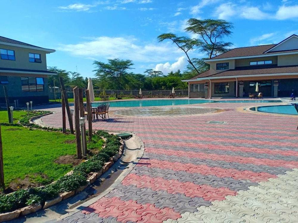 Lake Naivasha Resort Экстерьер фото